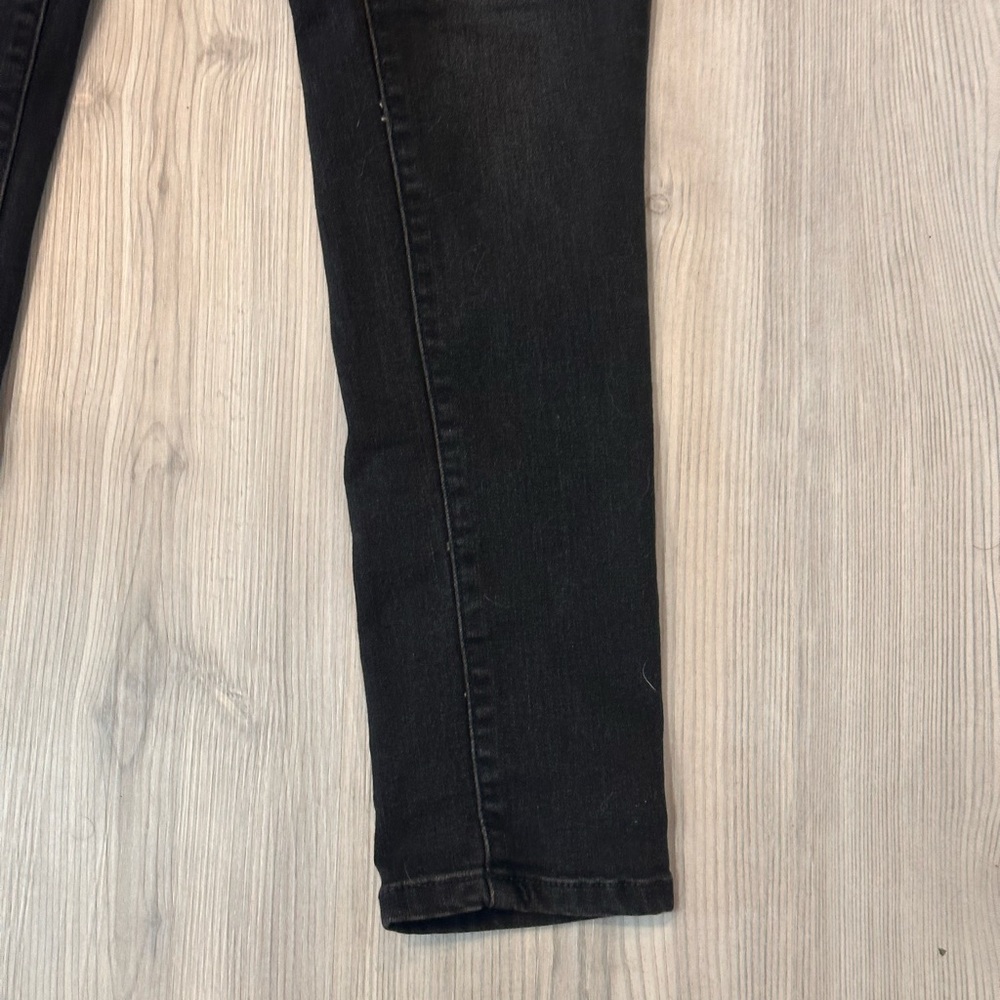 Universal Thread Black Mid Rise Skinny Jean - Picture 3 of 7